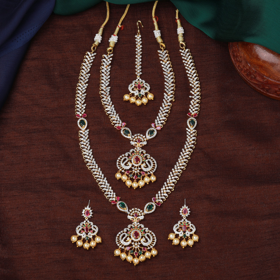 Estele Gold Plated CZ Fascinating Bridal Necklace Set with Pearls