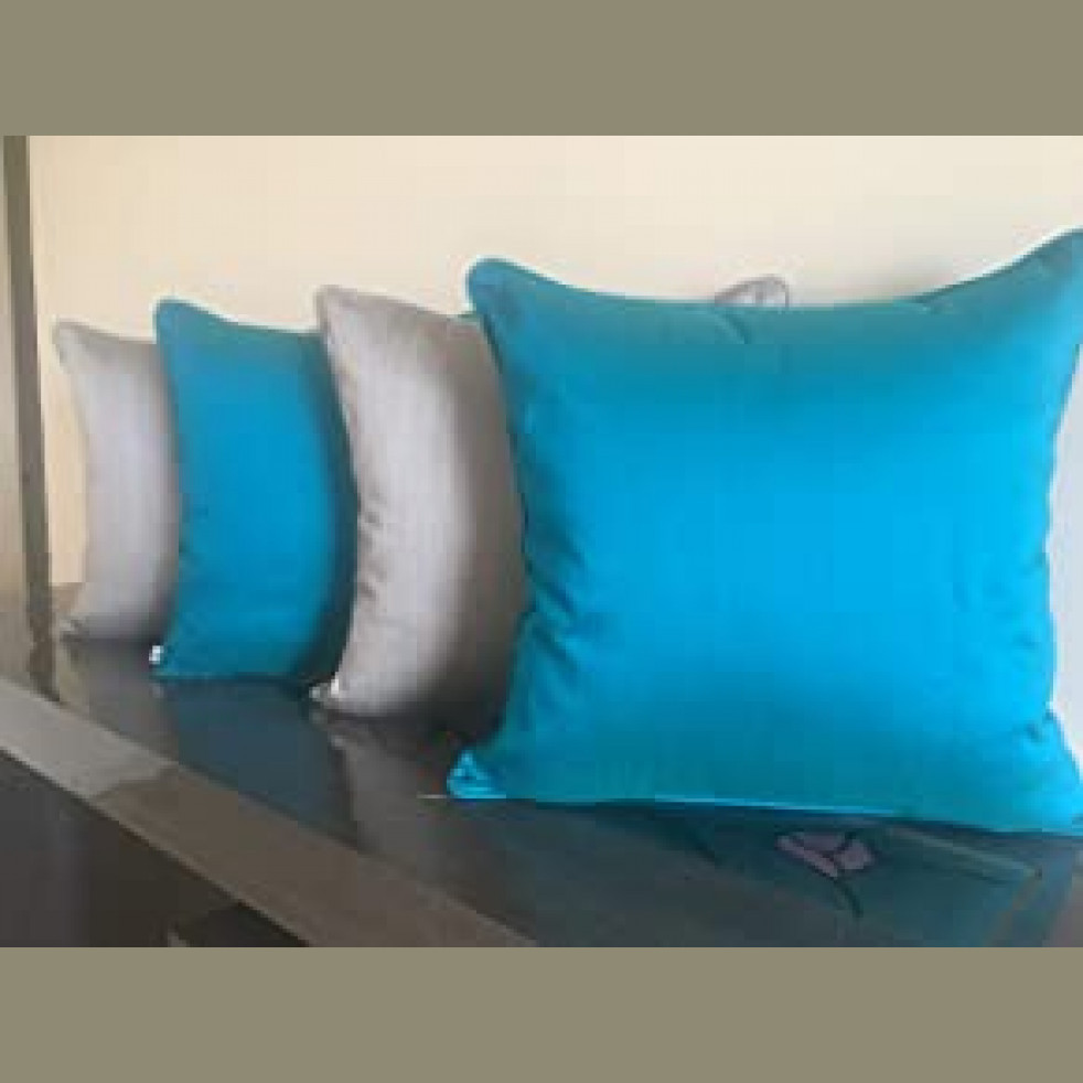 Tara Sparkling Homes Reversible Premium Plain Cushion Cover - Striking Silver With Aqua Blue - (Set Of 4)